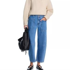 Velvet by Graham And Spencer Farah High Rise Curved Knee Jeans in Indigo Size 6